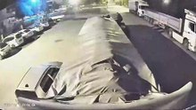 Aksaray’da tırdan 1,5 ton toz şeker çalındı