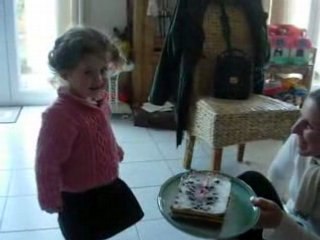 Clementine fête ses 2 ans en famille