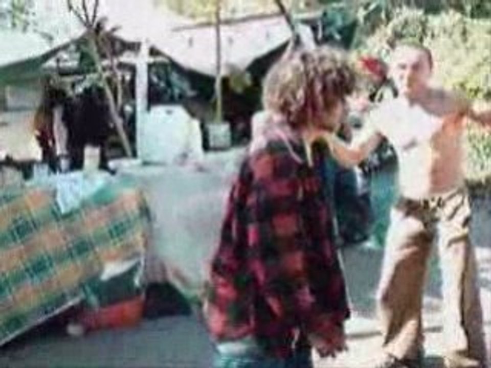 K-BANE-Soutien_traveller-circus_08.2006-part2