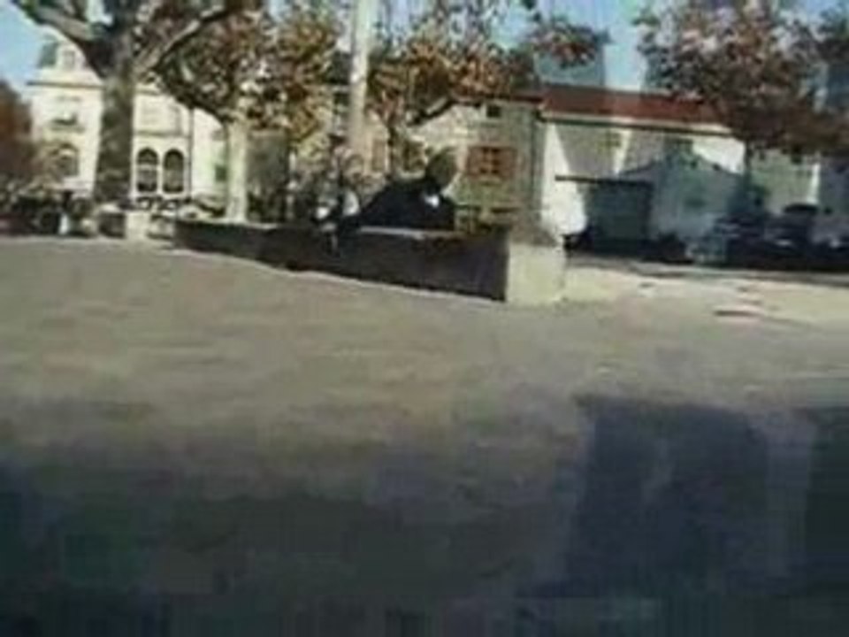 Trailer 2