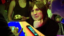 Alan Carr Prank Calls Davina McCall About Naked Celebrity Come Dine With Me - Alan Carr's Happy Hour