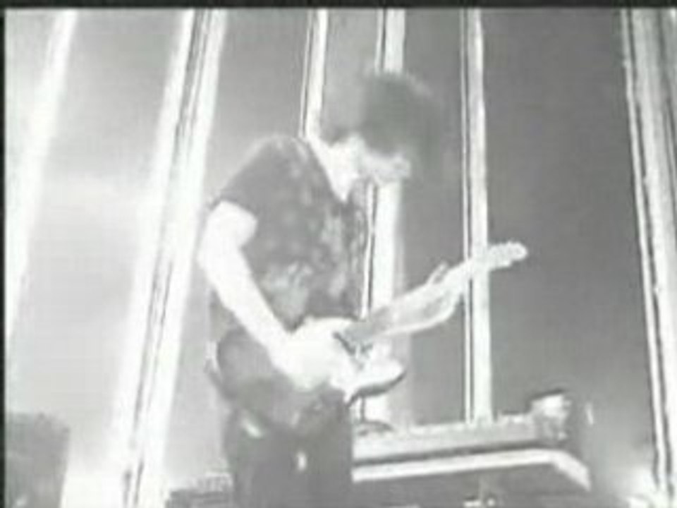 14 - Radiohead - Jigsaw Falling Into Place