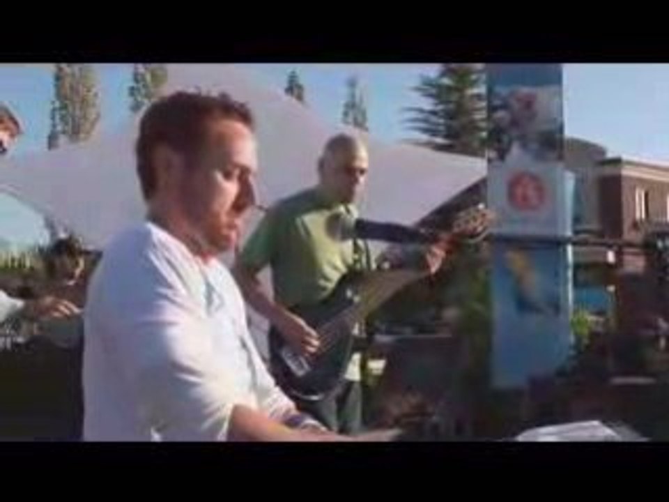 Scott Grimes - "Carrie" (live 2)