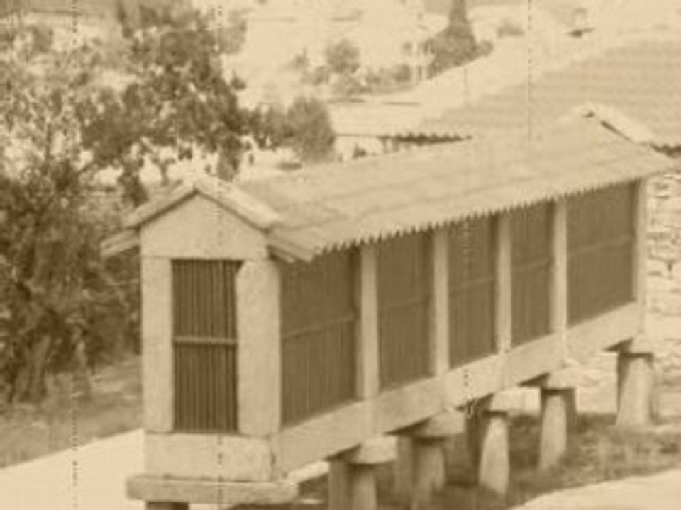 LES GRENIERS A MAIS DE BOTICAS