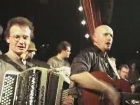 Karpatt & Debout sur le Zinc font un boeuf