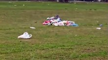 Reclamos por la basura que dejaron los fans de BTS