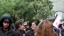 França: estudantes voltam às ruas contra silêncio do governo