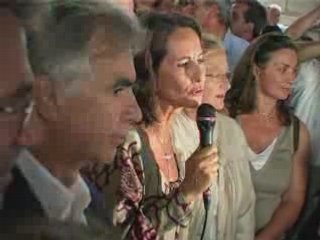 Ségolène Royal et les militants PS à La Rochelle