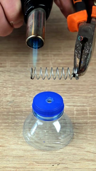 No more dust while drilling with this hack - video Dailymotion