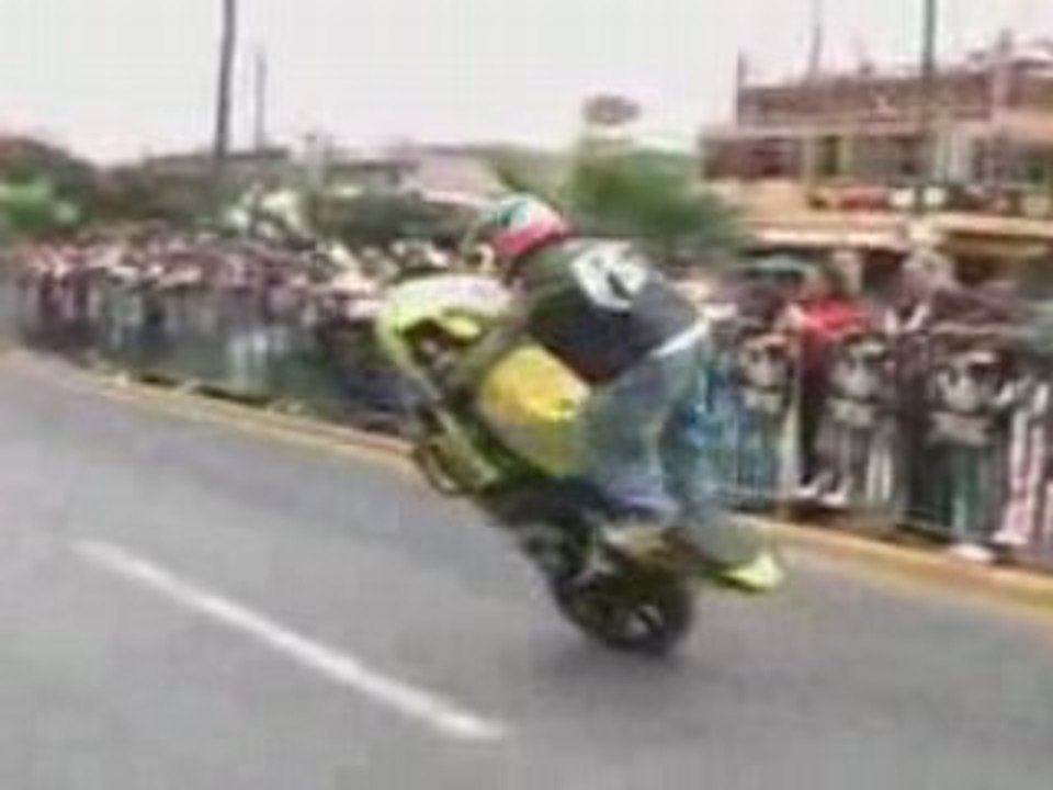 Ruff ryders FREESTYLE DE FOU MOTO