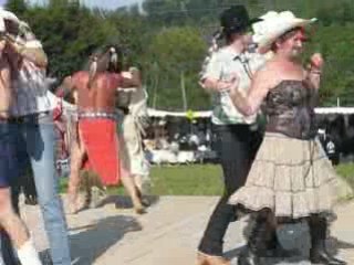line dance au festival country western de  triqueville
