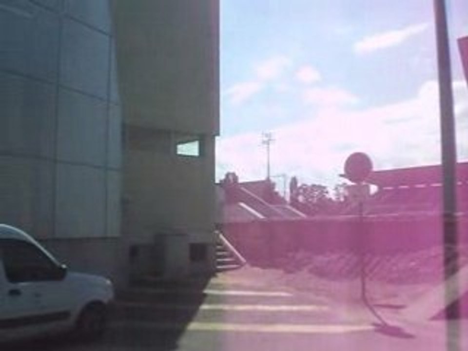 Stade Henry Malleval Roanne vers la piscine nauticum video pierre aribaut pour laurent