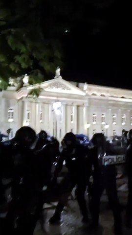 PSP avançou sobre manifestantes em Lisboa e no Porto. As imagens