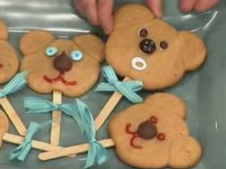How to make cookies: Teddy bear cookies