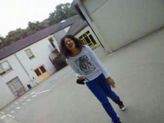 Dans la cour, jfais la conneuh