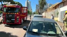 Criança fica trancada dentro de carro e é resgatada pelos Bombeiros em Cascavel