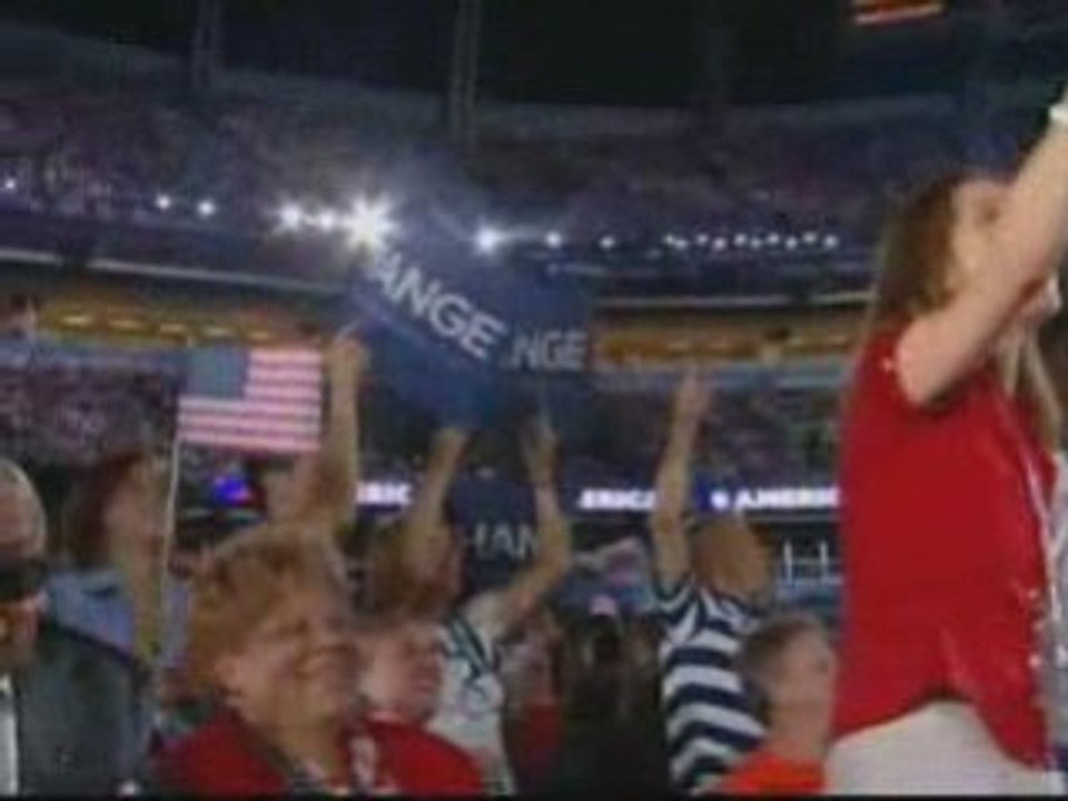 Obama tells Democrats that McCain means yet more Bush