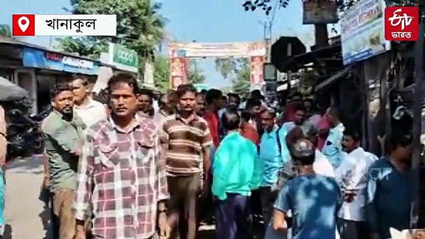 বিজেপি নেতার পোষ্য কুকুরের মৃত্যুতে উত্তেজনা, পরিষেবা বন্ধ করে প্রতিবাদ বাসকর্মীদের