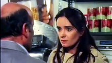 Asiye Nasıl Kurtulur Türk Filmi _ Bakkal_dan, Asiye_ye Uygunsuz Hareket!