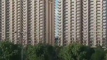 Luxury Living Near Yamuna Expressway  Looking for the Best Apartments in Noida
