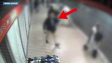 Milano, così immobilizzano un 75enne in metropolitana e gli strappano la collana d'oro