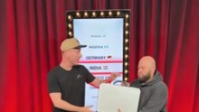 I Surprised a Random Subscriber With $10000