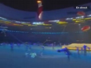 Clôture JO Pekin 2008 Echasses Urbaines