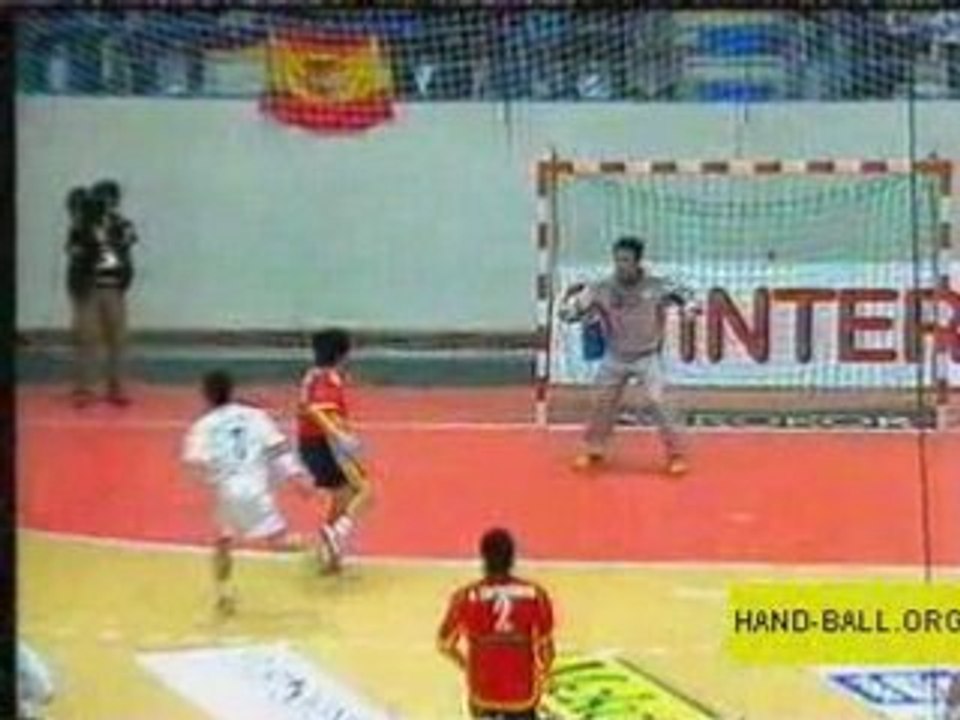 Roucoulette de Juanin Garcia en contre-attaque