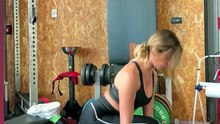 VIDEO / La moglie di Acerbi in palestra: "Nel dubbio io continuo a fare..."