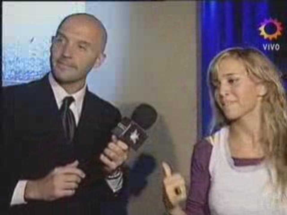 Dario y Luisana Lopilato - CQC (17.11.05)