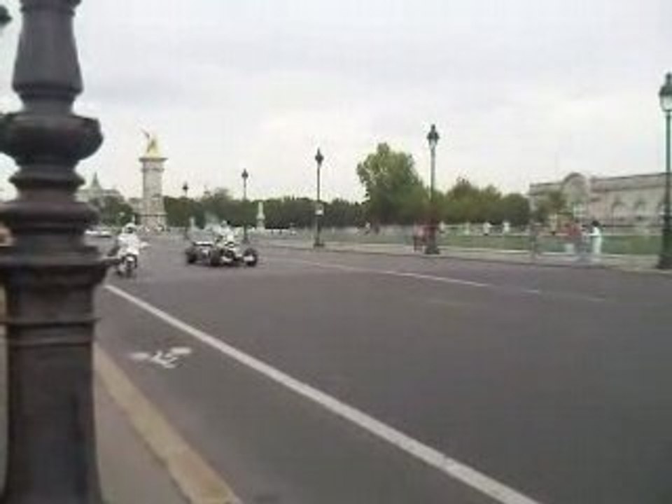 Bourdais aux Invalides 31.08.08