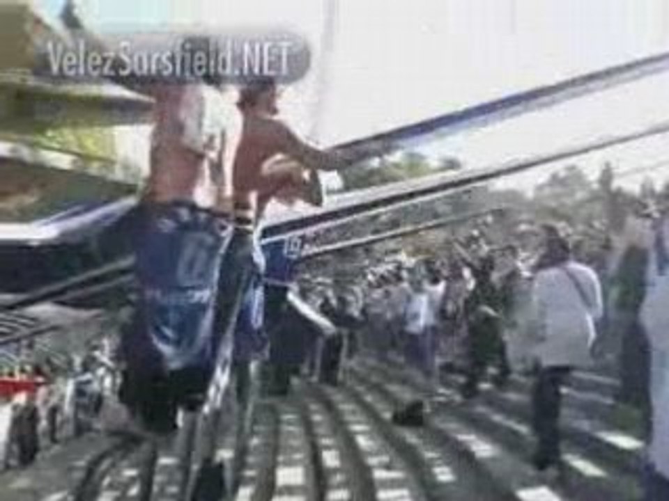 Godoy Cruz - Velez Hinchada 2