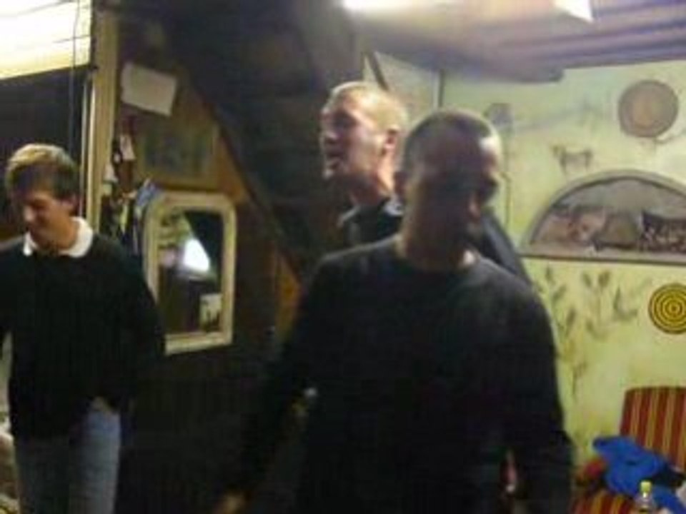 laisse pas traîner ton fils®