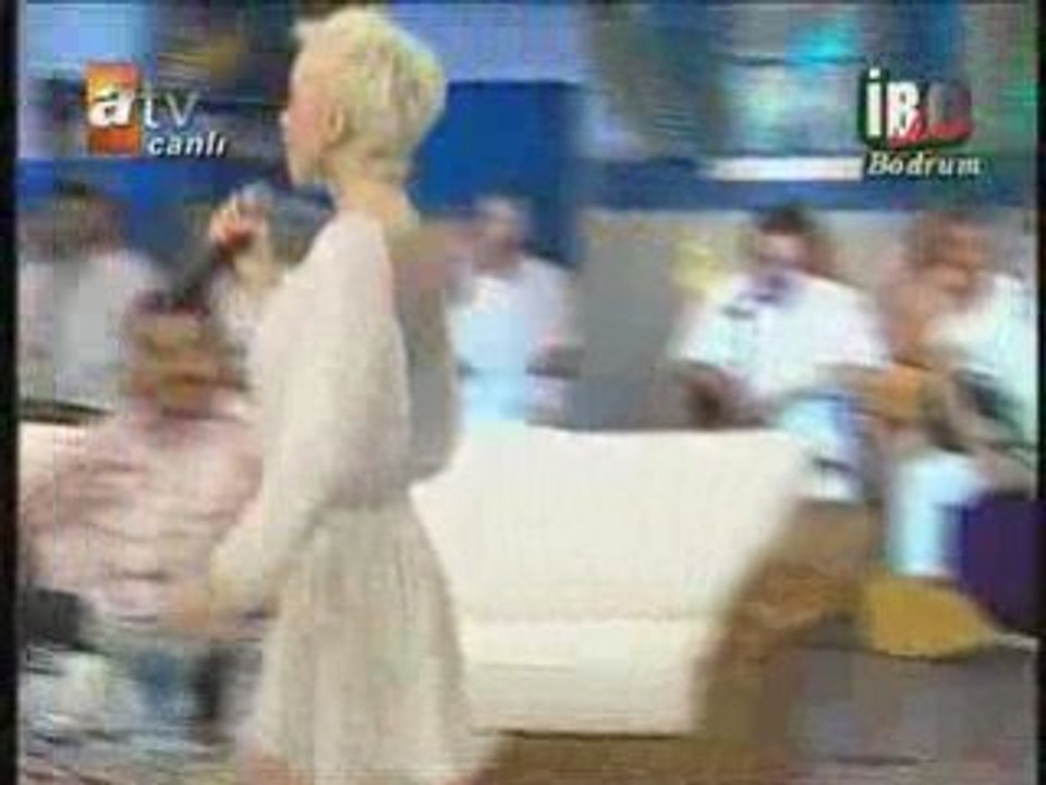 Gülsen-Bu Gece Canli perfomans