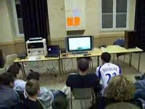 Deroulement de la finale du tournoi de pes 2008 aux SRN 8