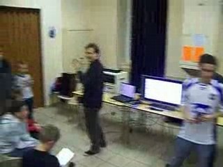 Remise du lot au gagnant du tournoi de PES 2008 aux SRN