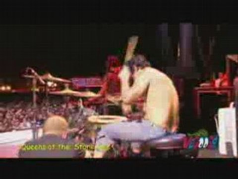 11 Queens of the Stone Age - Little Sister (Vegoose 07)