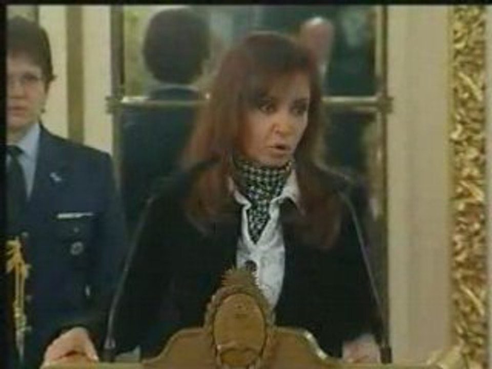 Cristina anuncia el pago al Club Paris