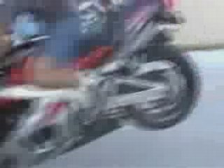 terrible chute en moto