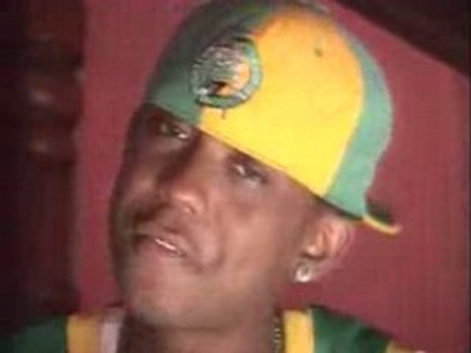 Mapozi-mr blue