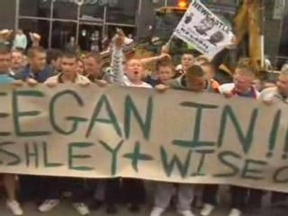 Newcastle deny sacking Keegan