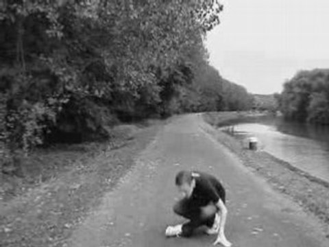 Dark Jumpen In Bored