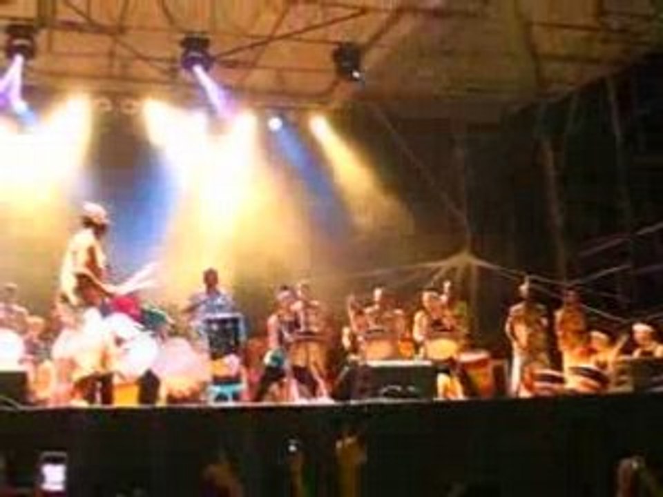 Grupo Ishindaiko e Malê Debalê