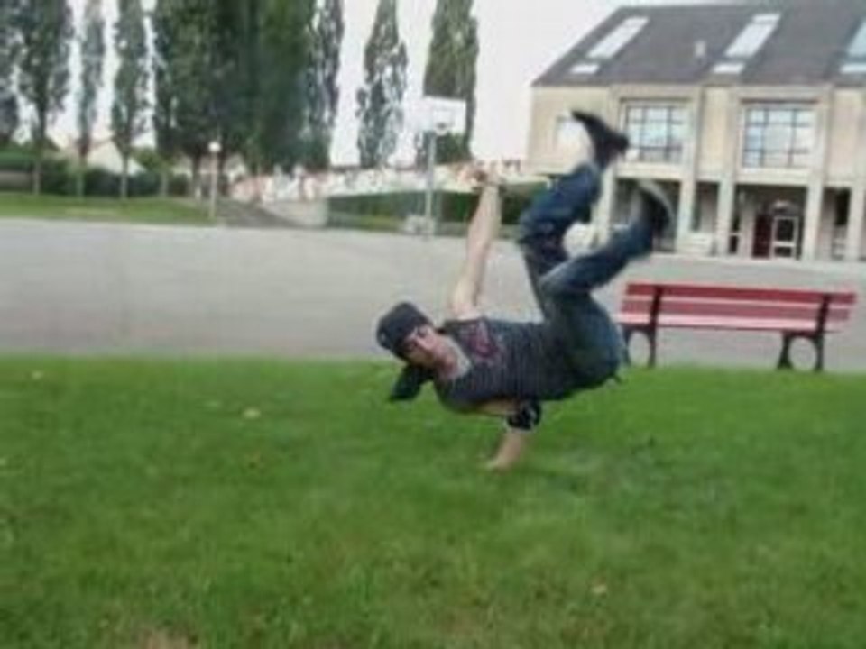 Trailer manu