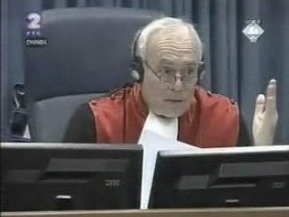 11/15 DOKTOR VOJISLAV ŠEŠELJ PROTIV EKSPERTA RIEDLMAYER