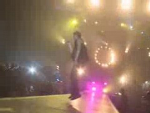 Chris Uckerman RBD Barcelona Live Light Up the World Tonight