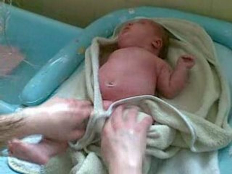 Sarah Prend son bain (le 2/09/2008)