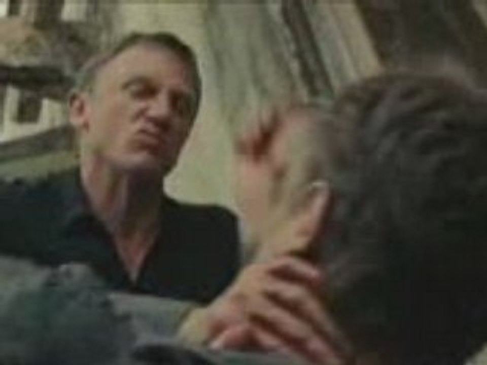 Quantum of Solace Trailer http://teaser-trailer.com