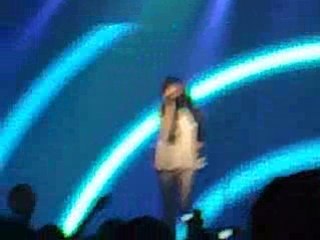 Jenifer-serre moi- 12 04 08