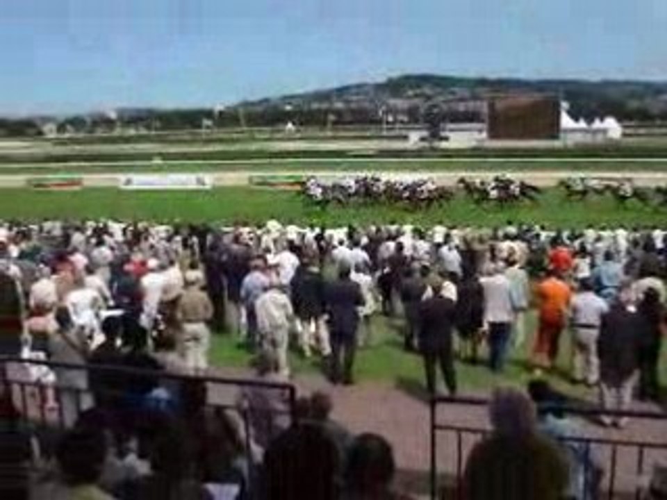*Course de chevaux à l'hippodrome de Deauville...***°